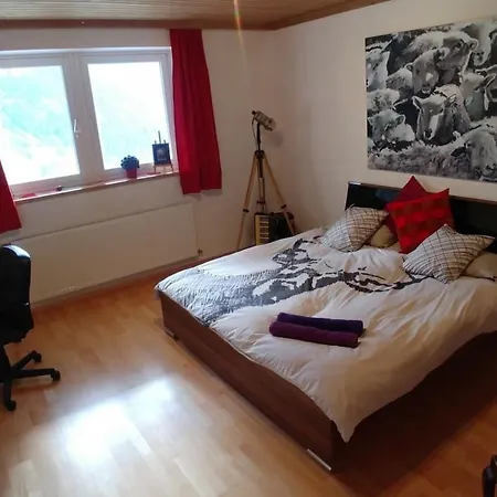 Mountain Retreat With Art... Appartement